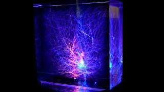 Illuminated Lichtenberg Figure [upl. by Eihtur]