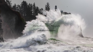 Incredible Stunning Massive Pacific Ocean Waves at Cape Disappointment clear bright 1080p HD [upl. by Ynohtnaluap]