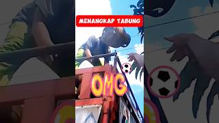 Slowmo menangkap tabung short [upl. by Greenfield]