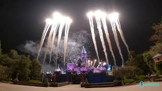 Front Row 2023 4K Disneyland quot Believe in Holiday Magicquot Fireworks Spectacular [upl. by Yeliak991]