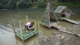 Building complete and warm survival shelter  Bushcraft hut LIVING OFF GRID Solo Camping [upl. by Neville]