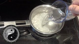 How to make a Magnesium oil and the incredible Benefits of Magnesium [upl. by Aihsercal68]