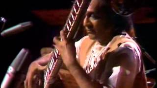 Pandit Ravi Shankar  sitar  Raga Yaman Kalyan  1974 [upl. by Erodaeht]