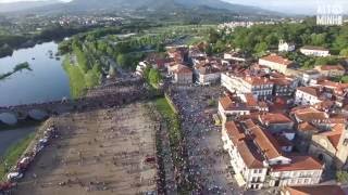 Vaca das Cordas leva milhares de pessoas a Ponte de Lima  Altominho TV [upl. by Annaihr653]