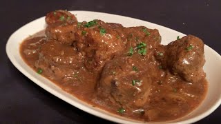 Meatballs in Brown Onion Gravy [upl. by Imre996]