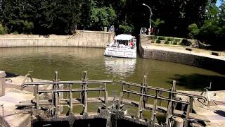 Ecluse ronde canal du midi [upl. by Omland153]