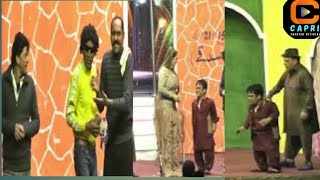 Vicky Kodu With Aisha Chaudhary and Shaukat Rangeela  New Pakistani Stage Drama  Comedy Clip [upl. by Ibbie]