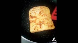 How to make bread egg breakfast shorts recipe food foryou trending shorts ytshorts [upl. by Maze]