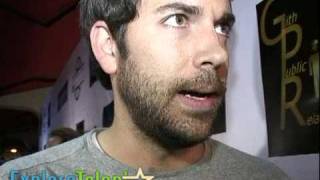 Chuck Zachary Levi Chuck Bartowski Teen Choice Awards 2010 Winner [upl. by Ynaffik]