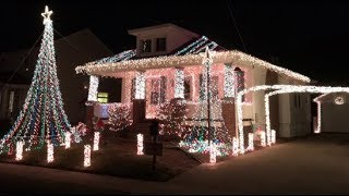 Zanesville Ohio Christmas Light Show Wizards In Winter [upl. by Ennairod898]