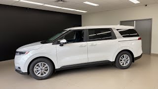 LIVE 2022 Kia Carnival LX  Base model reviewed in full detail [upl. by Chrystel294]