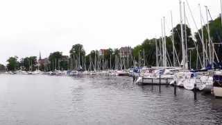 Einfahrt in den Hafen von Neustadt Ostsee Lübecker Bucht und Orientierungsfahrt im Hafen [upl. by Aissatsan]