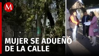 Exhiben a mujer que COBRABA por el paso público de la calle Cuacontle en Xochimilco [upl. by Carmine]