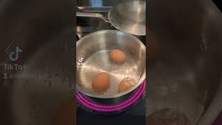 Easy peel hard boiled eggs [upl. by Arad]