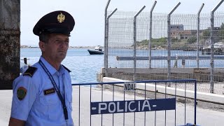 Migranti lItalia attende che siano pronti i due Cpr in Albania critiche e interesse dallUe [upl. by Avner]