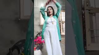 yaad Piya Ki aane lagi bheegi bheegi raaton meinyoutubeshorts viral trendingsong superhit dance 💃 [upl. by Kennard]