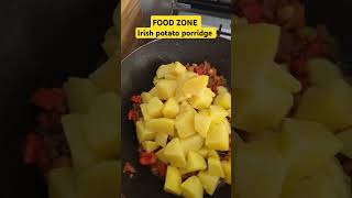 Irish potato porridge with minced meat mixed veggies amp chickenpeacooking food youtubeshorts [upl. by Jens]