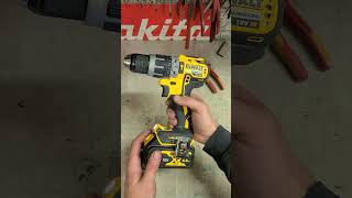 What is Dewalt doing more downgrades drill problem faulty warranty dewalt broke [upl. by Silado112]