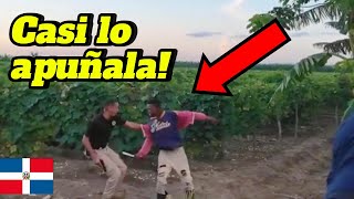 HAITIANO LANZA PUÑALADAS A UN OFICIAL DE MIGRACION DE LA REPUBLICA DOMINICANA [upl. by Notanhoj325]