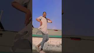 Catwalk Wali baby hai teri chaal🌸✨️💃viral short please like and subscribe 🙏 [upl. by Adnarom]