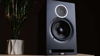 Review The ELAC Debut Reference DBR62  Bookshelf Loudspeaker [upl. by Rihsab]