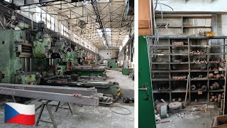 Verlaten Staalfabriek in Tsjechië vol met spullen en alarm gaat af [upl. by Clayborne]