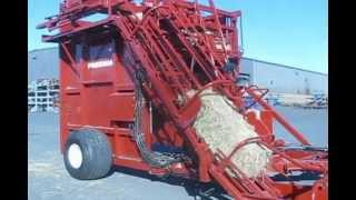 Freeman 7000 Bale Wagon Demo [upl. by Vance]