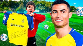 UN ABONNÉ OFFRE A MON PETIT FRÈRE LE MAILLOT DE RONALDO DÉDICACÉ SI IL MARQUE UN BUT Il la abimé [upl. by Dorweiler636]