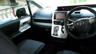 2011 Toyota Voxy Interior Review [upl. by Nereen899]