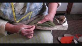 How traditional espadrilles are hand sewn in la Rioja Spain  alpargatas  how to make espadrilles [upl. by Willett]