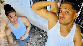 🏋️‍♀️EJERCICIO PARA TENER GRANDES BRAZOS gym funny youtubeshorts tiktok [upl. by Shalne]