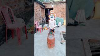 Pad maar ke gas cylinder bhar Diya 😂😮 funny shorts comedy trending [upl. by Hafirahs911]