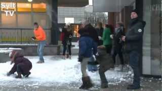 SchneeballschlachtFlashmob in Westerland an der Wilhelmine [upl. by Nitnert732]