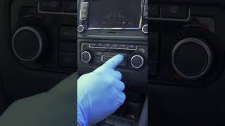 Cum sa reimprospatezi aerul din masina cu Meguiars Air ReFresher [upl. by Albertina]