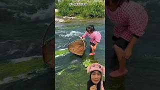 TANGKAP IKAN DI SUNGAI fishing reaction [upl. by Klump965]