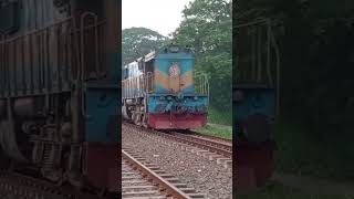 Barendra express train entering Santahar Junction shorts goviral train [upl. by Aivekal4]