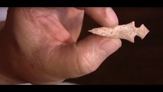 Flint Knapping for beginners How to make an arrowhead from a flake Hayes Point Pedernal Silex [upl. by Iral645]