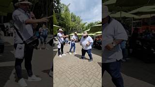 El gordito Bailarín 🕺🏻😂🇨🇴 baile trovas tintoypastor humor trovadores [upl. by Eicnan]