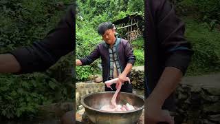 ASMR MUKBANG：XIAOYU MAKES GRILLED CUCUMBER AND PIG INTESTINES [upl. by Oyr615]