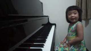 Amazing 3yearold baby girl plays Grade 5 piano  師承邱世傑 [upl. by Cart888]