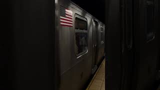 R train arrives at Cortlandt Street rtrain r160 manhattan nycsubway [upl. by Bushey]