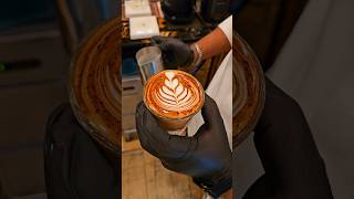 Cortado Tulip Latte Art latteart tulip cortadordehierba [upl. by Strohben]