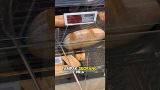 Roti segede itu gimana makannya 🤔 trending [upl. by Idonna821]