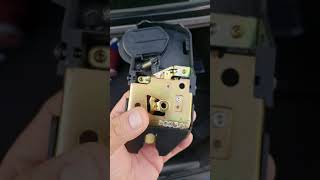 Trunk latch replacement Honda Civic 2000  2005 [upl. by Darcia]