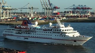 MS HANSEATIC begegnet AIDAsol auslaufend Hamburg auf der Elbe 27092014 [upl. by Nade413]