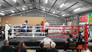 Onyx Lye vs Seth Norling at River City Boxing Wanganui 111117 [upl. by Ecertal439]