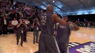 Shaquille ONeal and LeBron James Danceoff 2008 AllStar Game [upl. by Haveman]