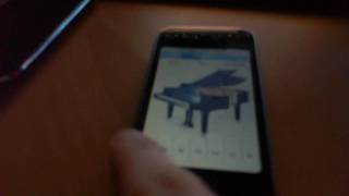 Un piano une flûte et un xylophone sur son iPod Touch ou iPhone [upl. by Ahcim106]