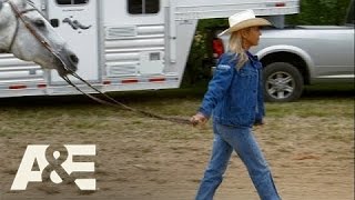 Rodeo Girls Sadie Falls Off A Horse During A Race Season 1 Episode 5  AampE [upl. by Feinberg]