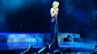 Eternellement Kaas  Patricia Kaas quotQuand jai peur de toutquot Live 98 à Moscou [upl. by Akiv835]